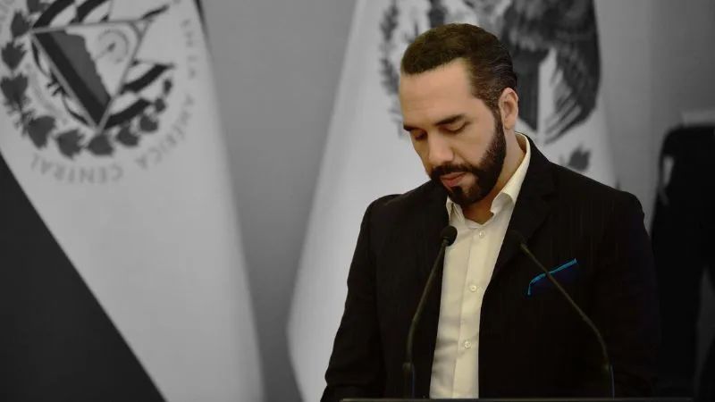 ¡Arrastrado! Sepa qué fue a suplicar Bukele a Trump (+La Sayona)