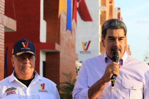 Jefe de Estado: ¡Pretendían derrocar a Maduro con un plátano verde!