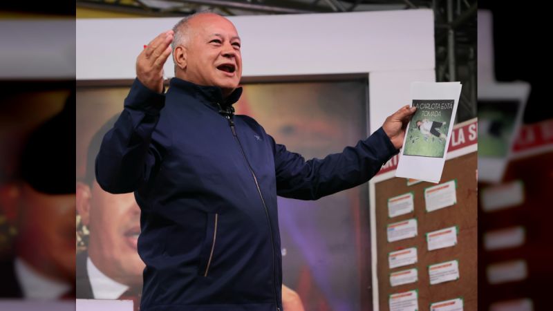 Cabello sobre golpe de los plátanos: Voy a impulsar el 30 de abril como el Día Nacional del Inepto