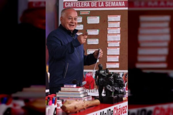 Cabello: Inscripción de Capriles como candidato confirma que el Mazo no engaña ¡lo saqué del closet!
