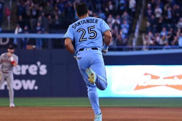 Anthony Santander la botó y Toronto triunfó - Líder en deportes