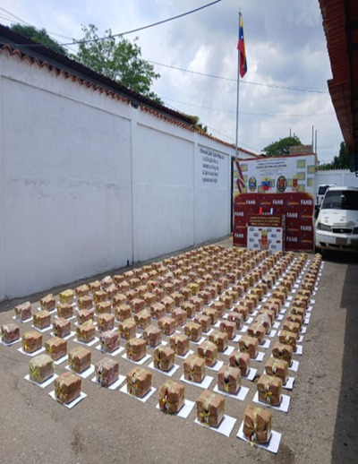 Atraparon a dos hombres con 202 panelas de pólvora - Últimas Noticias
