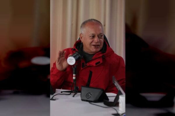 Cabello: Las mentiras mediáticas son muy fáciles de desmontar