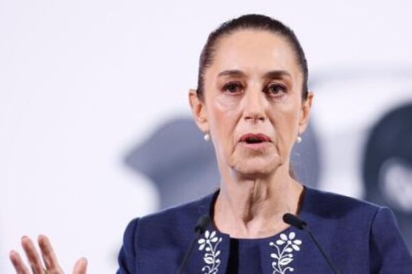 Sheinbaum rechazó la propuesta de Trump sobre el envío de militares a México Sheinbaum rechazó la propuesta de Trump sobre el envío de militares a México