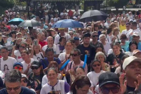 En Aragua celebraron la 5ta Caminata Diocesana de la Divina Misericordia – Últimas Noticias En Aragua celebraron la 5ta Caminata Diocesana de la Divina Misericordia - Últimas Noticias