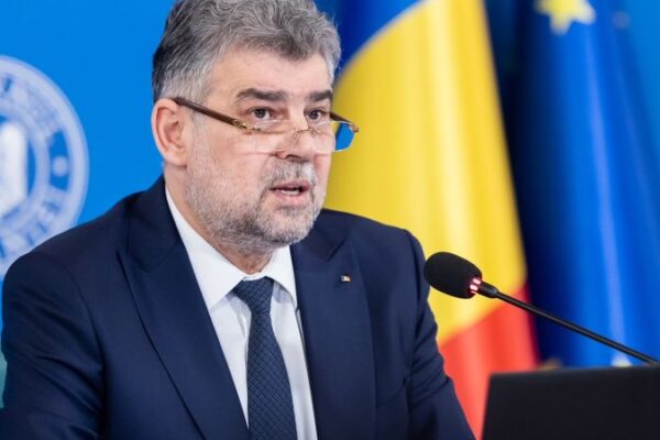 Dimite el primer ministro de Rumanía