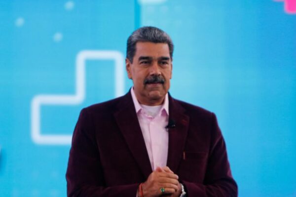 Presidente Maduro: El Pueblo de Venezuela es guerrero constructor de la paz y del futuro Presidente Maduro: El Pueblo de Venezuela es guerrero constructor de la paz y del futuro