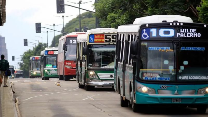 Gremio de transporte público en Argentina realizará paro este martes por reclamo salarial