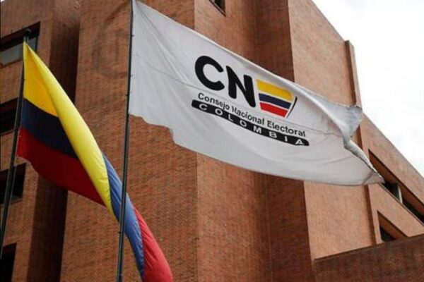CNE de Colombia suspende investigación contra el presidente Petro por fondos de campaña CNE de Colombia suspende investigación contra el presidente Petro por fondos de campaña
