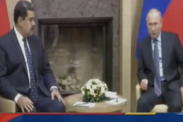 Presidentes de Rusia y Venezuela sostienen importante encuentro en el Kremlin Presidentes de Rusia y Venezuela sostienen importante encuentro en el Kremlin
