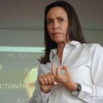¡Puro show! Entérese por qué La Sayo se quedó y ocultó negociaciones para salida de sus cómplices de Venezuela