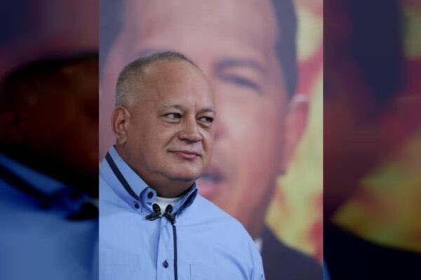 Cabello: Presidentes del mundo reconocen el triunfo del Ejército Rojo que Hollywood, EEUU y la UE han querido ocultar