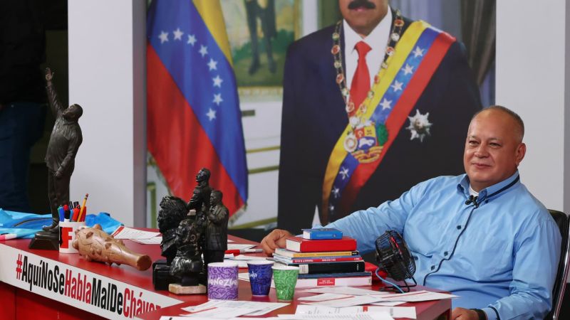Cabello felicitó a todas las madres con motivo de la celebración este domingo del Día de la Madre