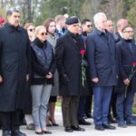 Presidente Maduro rinde tributo a los mártires de la segunda Guerra Mundial en San Petersburgo