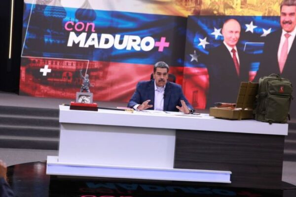 Presidente Maduro rechazó que líderes europeos hicieron llamando a la guerra entre "polvos blancos" Presidente Maduro rechazó que líderes europeos hicieron llamando a la guerra entre "polvos blancos"