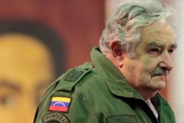 Presidente Maduro lamenta partida física de Pepe Mujica: Hombre humilde e incansable luchador social Presidente Maduro lamenta partida física de Pepe Mujica: Hombre humilde e incansable luchador social