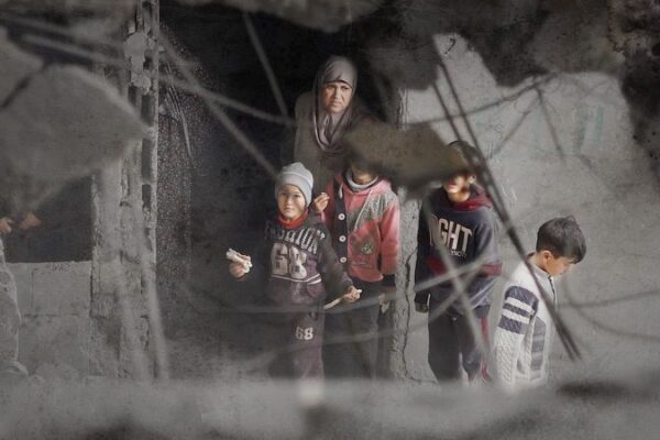 Ataques sistemáticos de Israel sobre Gaza dejan 84 víctimas fatales