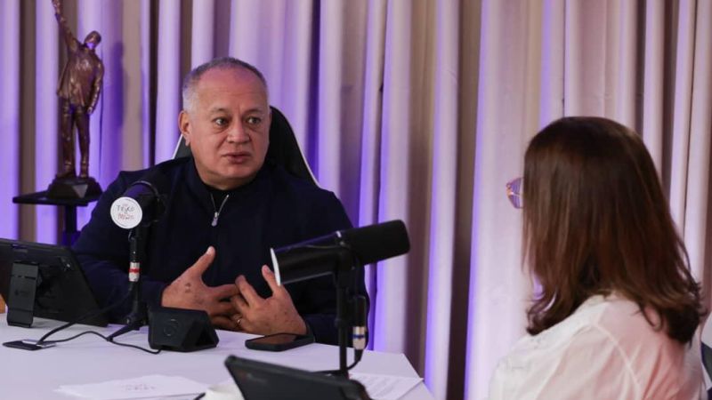 Cabello: Los palangristas se volvieron locos cuando nuestro Presidente se sentó al lado de Xi Jinping