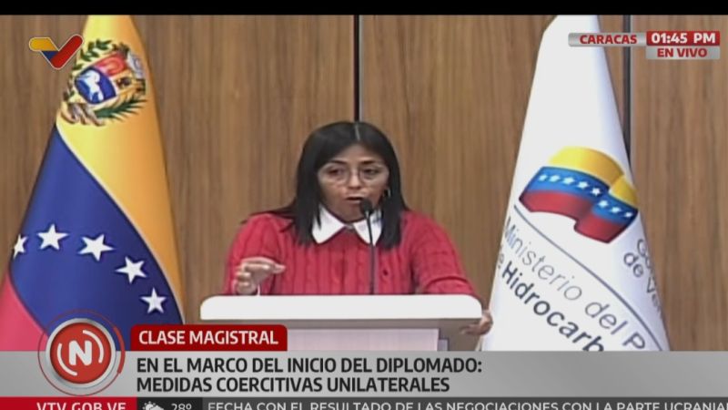 Vicepresidenta Rodríguez: En el mundo "hoy el 25% de la producción de petróleo está sancionada"