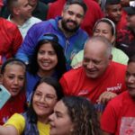 CARACAS-SUCRE / Cabello: Aquí nos encontramos con una sonrisa siempre junto al Pueblo