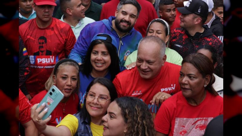 CARACAS-SUCRE / Cabello: Aquí nos encontramos con una sonrisa siempre junto al Pueblo