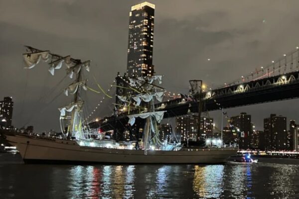 Dos muertos y 20 heridos tras choque de velero de la Armada de México contra puente en Nueva York Dos muertos y 20 heridos tras choque de velero de la Armada de México contra puente en Nueva York