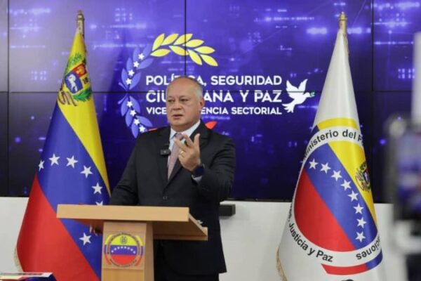 Vicepresidente sectorial Cabello: Capturamos a un grupo de venezolanos con artefactos explosivos