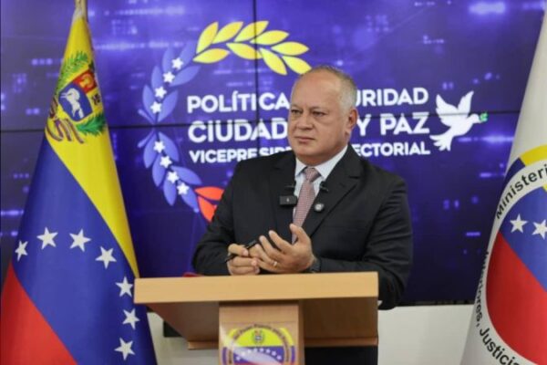 Cabello: Iván Simonovis está al frente de esta última movida conspirativa en Venezuela