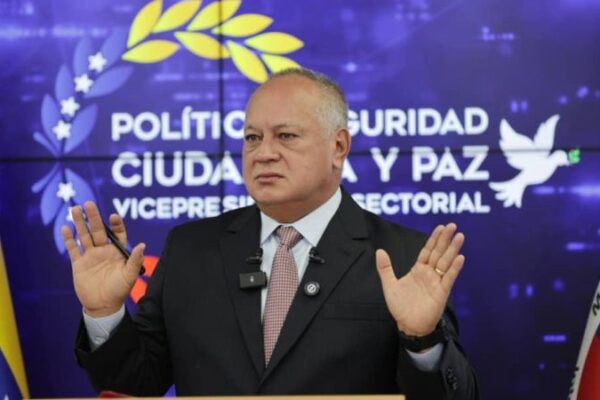 Ministro Cabello: Marco Rubio es enemigo de los migrantes venezolanos