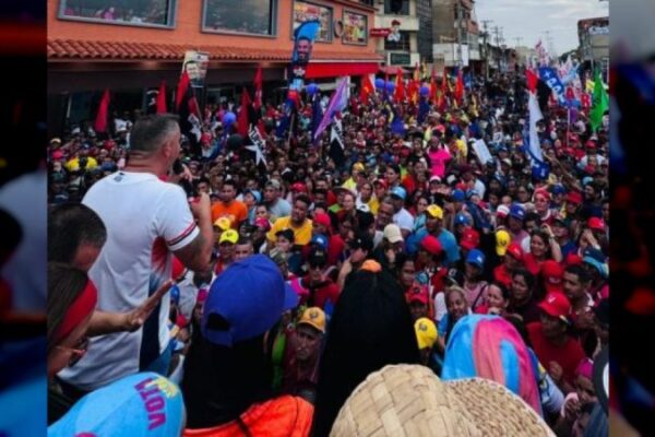 ANZOÁTEGUI-BARCELONA / Candidato Marcano reafirmó compromiso de continuar con la paz, prosperidad y equidad en el estado