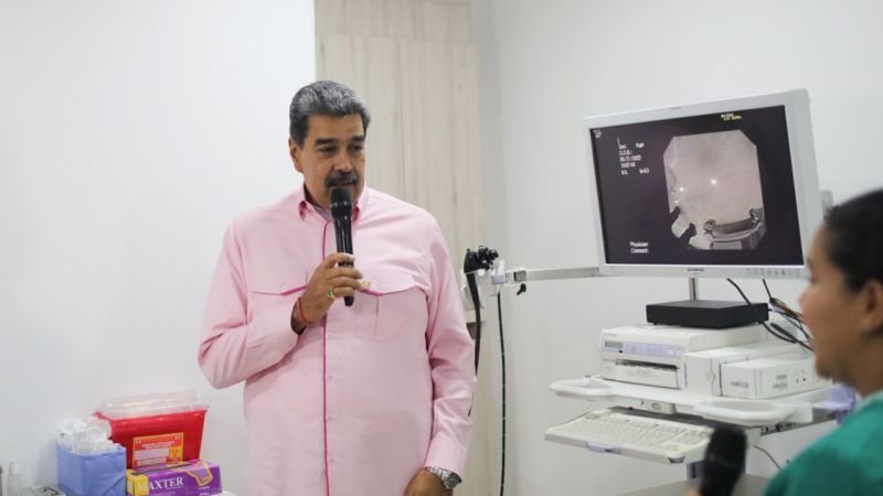 Jefe de Estado sobre el extremismo: Ellos piden sanciones y nosotros nos especializamos en derrotarlos