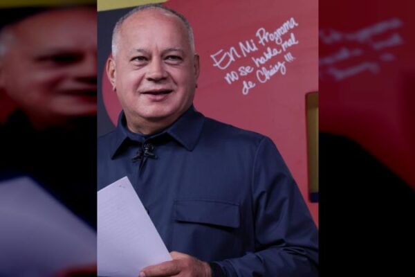 Cabello: El Gobierno Bolivariano ha entregado a escala nacional 400 canchas recuperadas