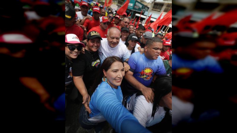 SUCRE - CUMANÁ / Cabello: La gente trabajadora, leal, comprometida con sus comunidades se consigue en la calle