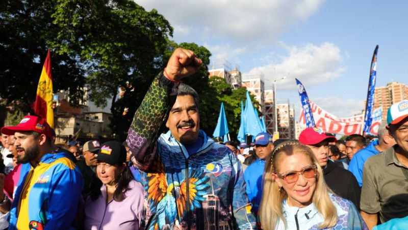 CARACAS-LIBERTADOR/ Nicolás Maduro: ¡Aquí hay Pueblo y Revolución para rato!