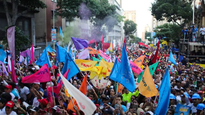 CARACAS-LIBERTADOR / Presidente Maduro: El domingo 25 habrá una gran victoria de la paz, la democracia y las fuerzas revolucionarias