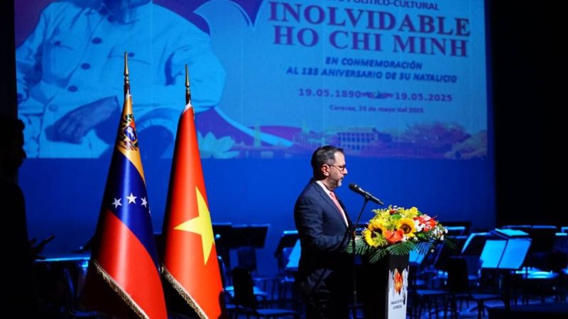 Yván Gil: El Gobierno Bolivariano le rinde tributo hoy y siempre a Ho Chi Minh