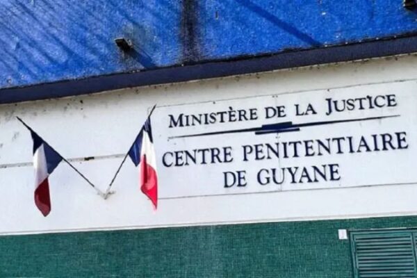 Guayana Francesa rechaza intención de construir megaprisión en su territorio