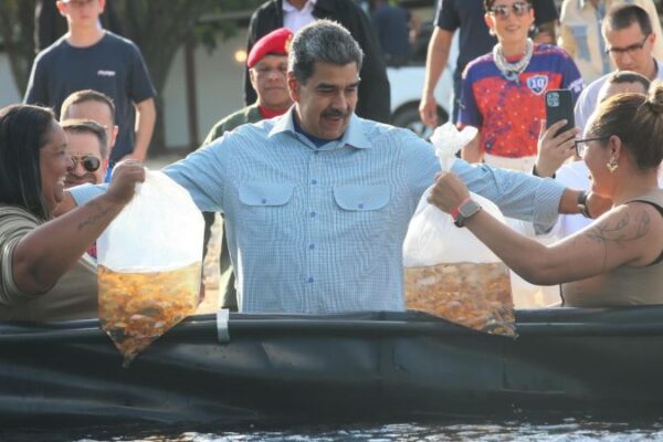 Presidente Maduro: Todo está listo para que el Pueblo decida con su voto este 25M Presidente Maduro: Todo está listo para que el Pueblo decida con su voto este 25M