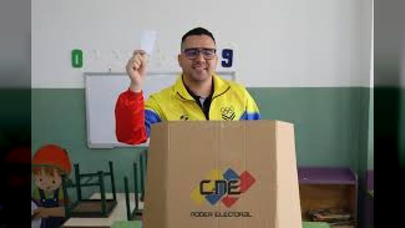 Candidato Arnaldo Sánchez: El estado Mérida está en total paz ejerciendo su derecho al voto