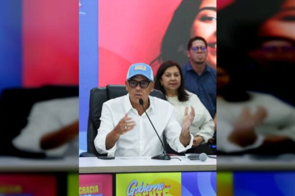 Jorge Rodríguez: El Pueblo dio lección poderosa a la oposición extremista con masiva participación Jorge Rodríguez: El Pueblo dio lección poderosa a la oposición extremista con masiva participación
