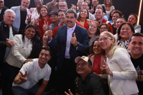 Jorge Rodríguez: El Chavismo obtuvo 256 diputados y la oposición 29 en elecciones parlamentarias Jorge Rodríguez: El Chavismo obtuvo 256 diputados y la oposición 29 en elecciones parlamentarias