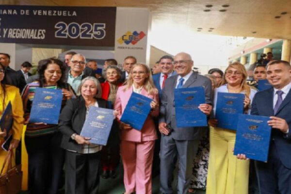 Presidente Maduro: Vamos a construir la Venezuela del futuro con leyes innovadoras
