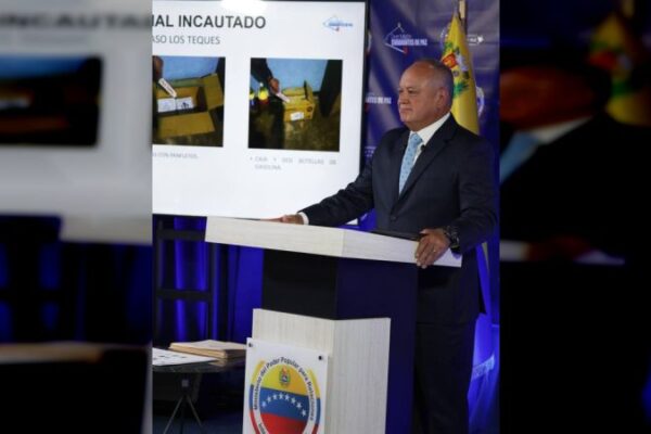 Cabello informó que fueron neutralizados cerca de 60 ataques a instalaciones petroleras