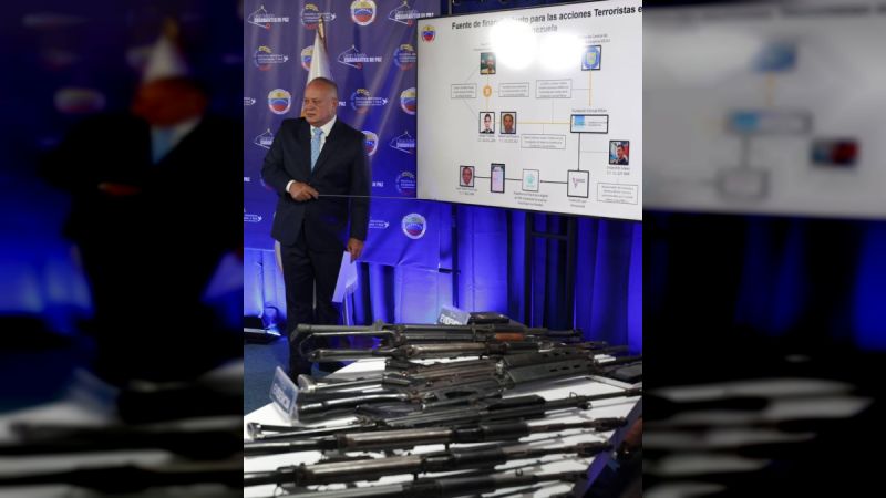 Cabello: Operaciones para desmantelar planes terroristas se han hecho de manera limpia y bien planificada