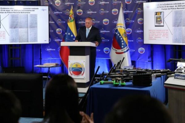Ministro Cabello: Tenemos una lucha contra el terrorismo, el narcotráfico y la derecha extrema