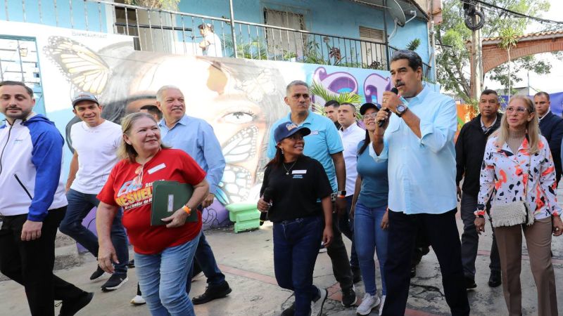 Presidente Nicolás Maduro supervisa el avance Sistema de Gobierno Popular y Comunal en Petare