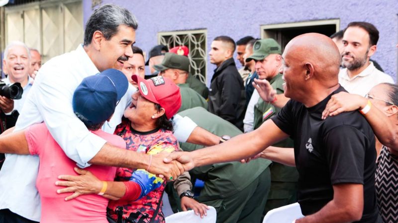 Presidente Maduro inauguró Ruta Turística Internacional Apacuana en Barrio "La Lucha" de Petare