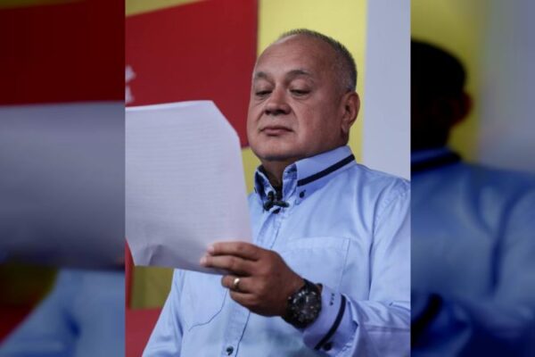 Cabello a palangristas de Guanipa: Si quieren yo les muestro videos de su teléfono, pero después no chillen Cabello a palangristas de Guanipa: Si quieren yo les muestro videos de su teléfono, pero después no chillen