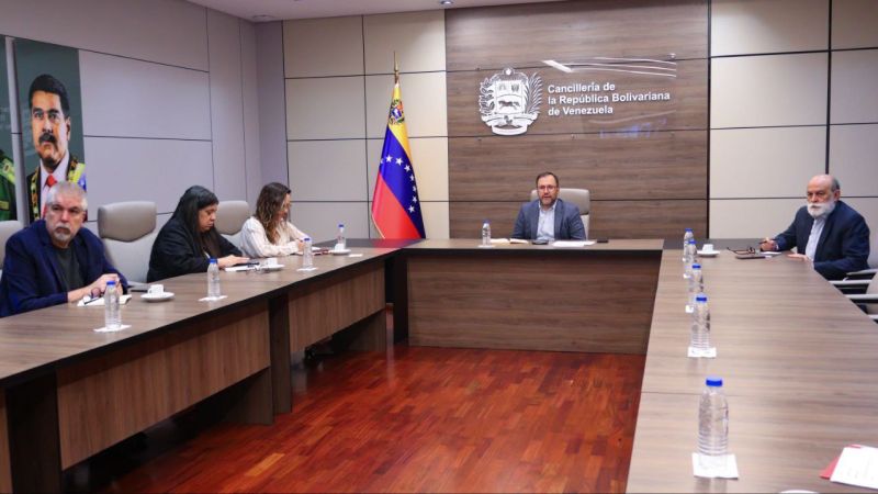 Canciller Yván Gil coordina labor diplomática con jefes de misión de Venezuela en el mundo