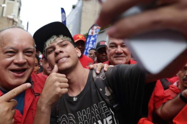 Diosdado Cabello: Nosotros vamos a trabajar por la unidad y la paz de Venezuela Diosdado Cabello: Nosotros vamos a trabajar por la unidad y la paz de Venezuela